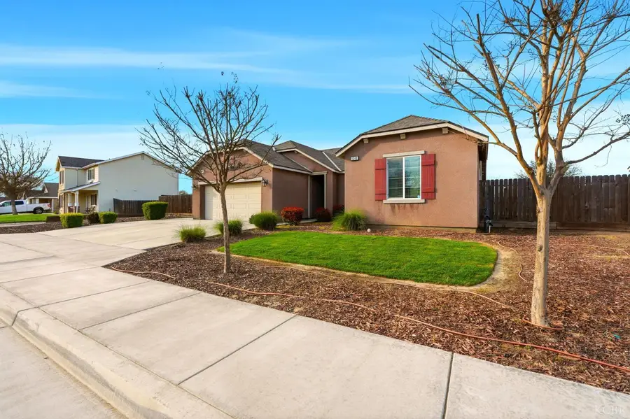 1340 Waterview Street, Hanford, CA 93230 - #3