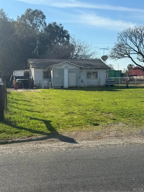 1452 NE Beulah Street, Hanford, CA 93230
