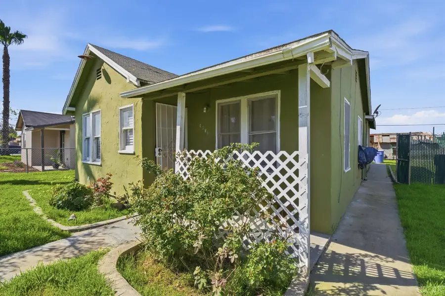 1810 Hardcastle Avenue, Hanford, CA 93230 - #3