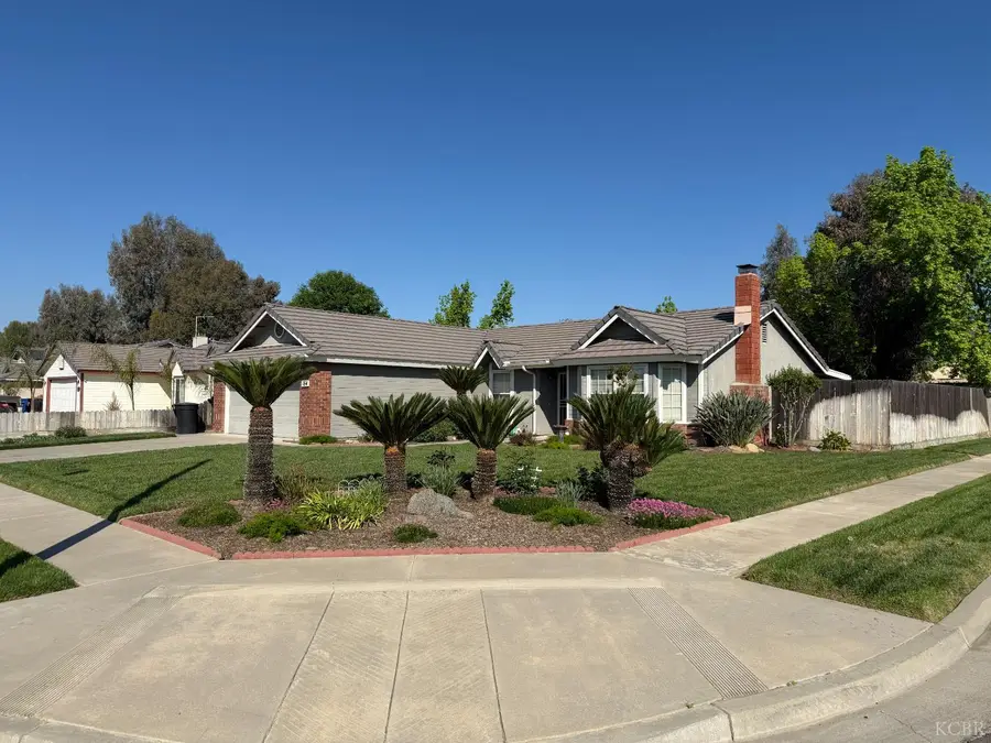 164 Cantebury Drive, Lemoore, CA 93245 - #2