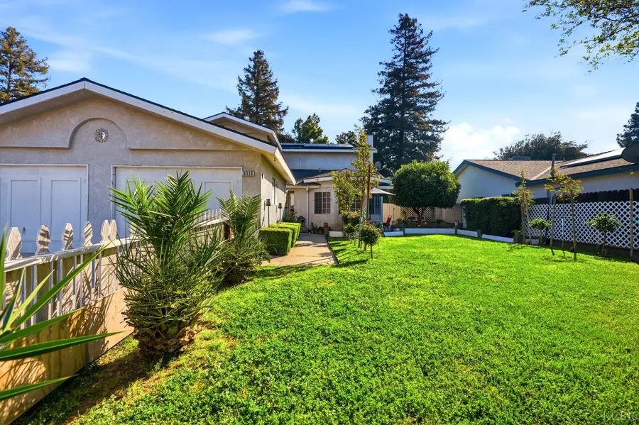 6316 N Barcus Avenue, Fresno, CA 93722 - #2