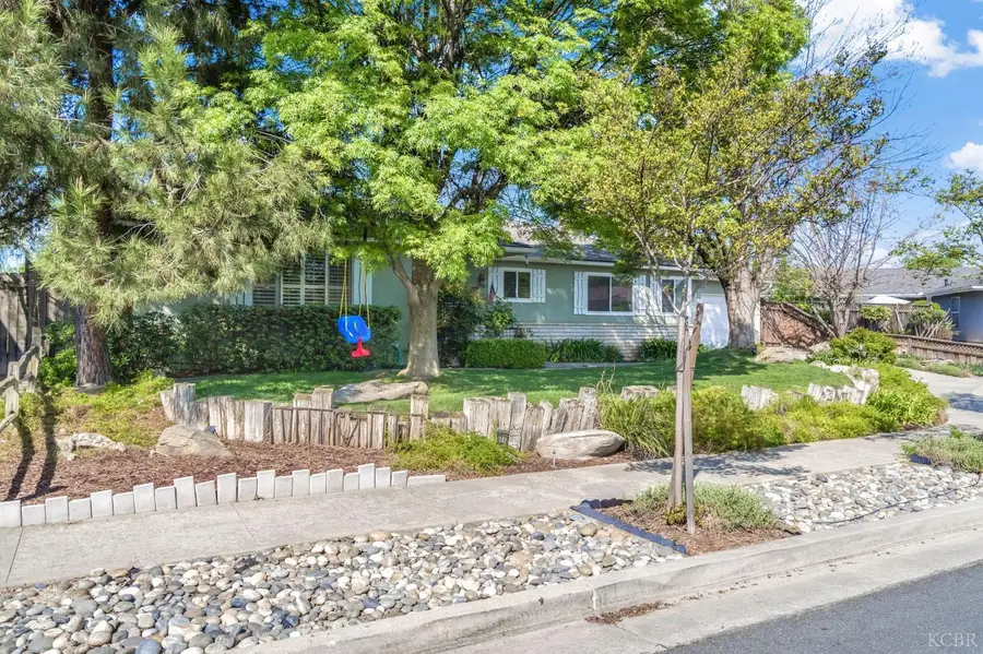 1182 Hansen Court, Hanford, CA 93230 - #3