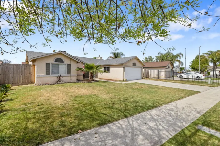 763 Balboa Avenue, Lemoore, CA 93245 - #2