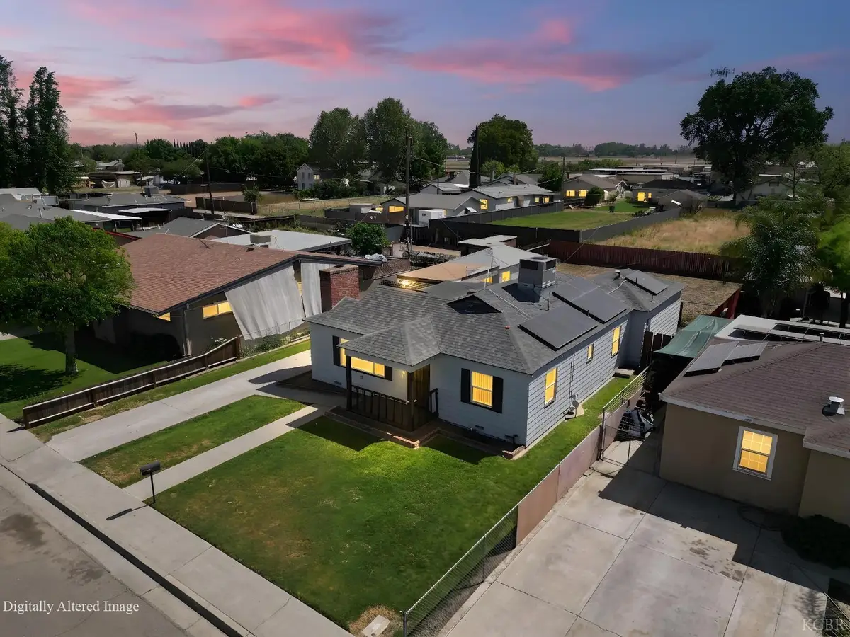 343 Walnut Street, Lemoore, CA 93245 - #1