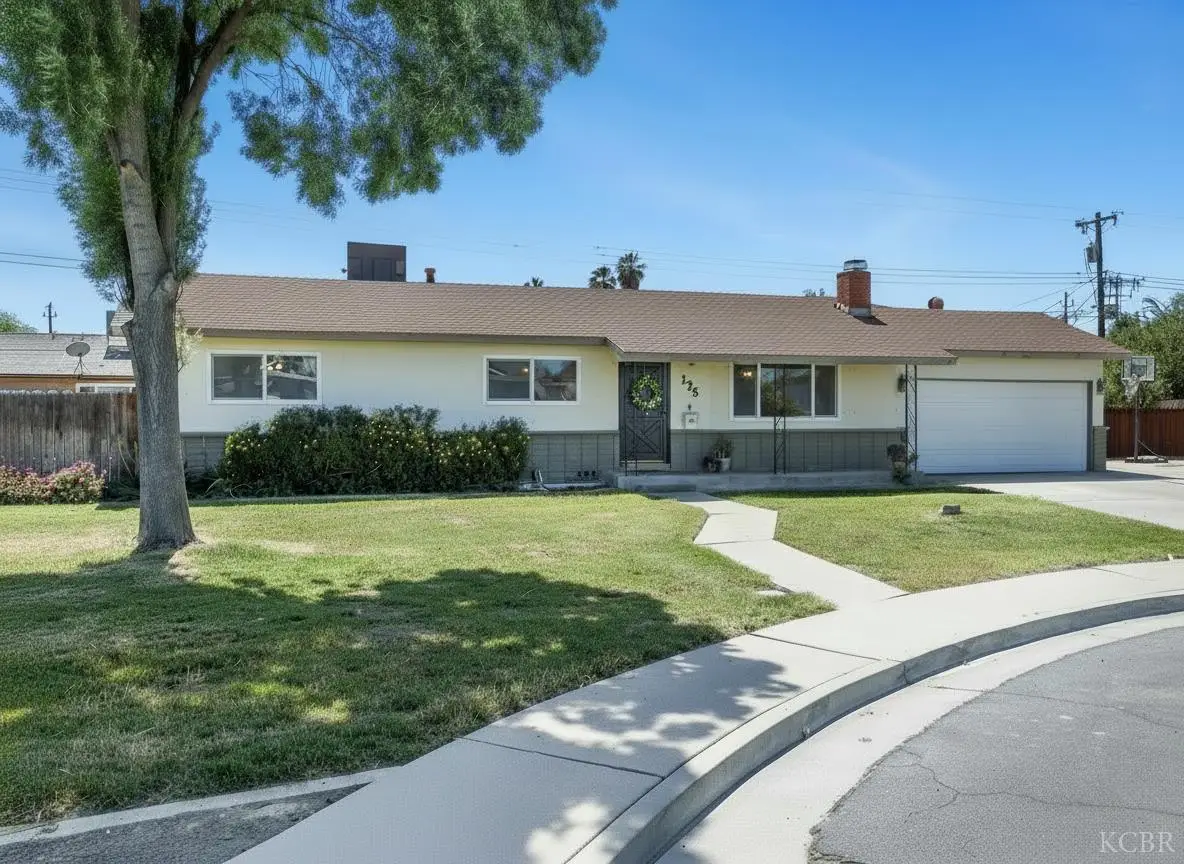 125 E Deodar Lane, Lemoore, CA 93245 - #1