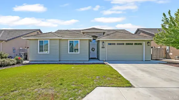 2067 Mount Stewart Avenue, Tulare, CA 93274