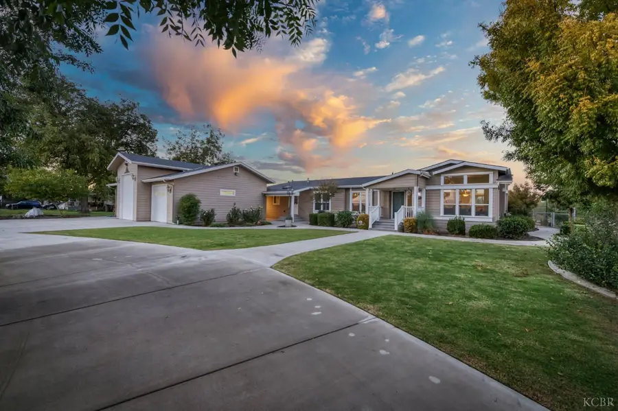 8646 Cairo, Laton, CA 93242 - #2