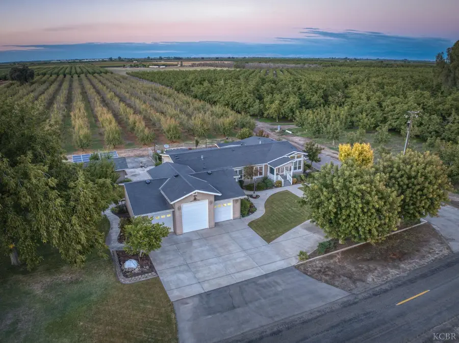 8646 Cairo, Laton, CA 93242 - #3