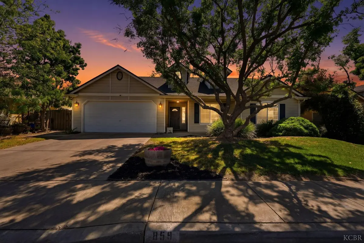 859 W Julia Way, Hanford, CA 93230 - #1