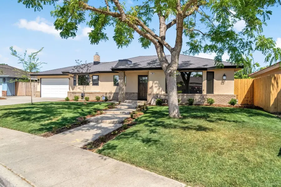 300 W Adrian Way, Hanford, CA 93230 - #3