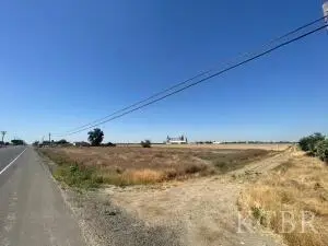 12792 10th Avenue, Hanford, CA 93230 - #3
