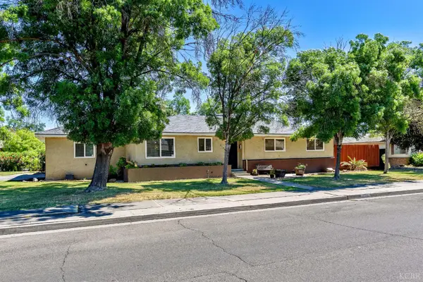 2109 N Kensington Way, Hanford, CA 93230