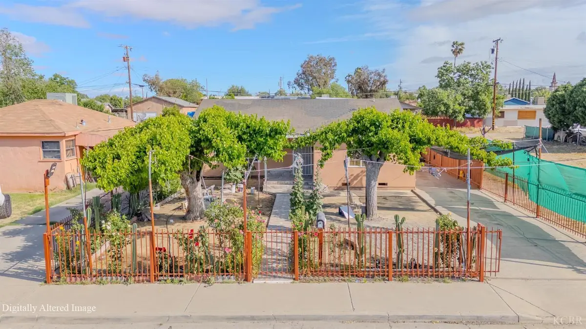513 E Tulare Street, Avenal, CA 93204 - #1