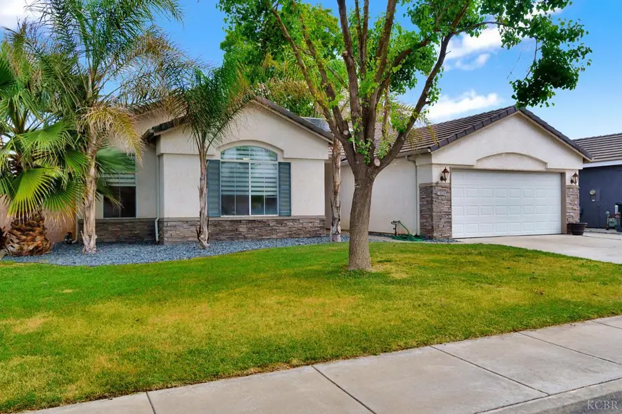 1036 W Northstar Drive, Hanford, CA 93230 - #2
