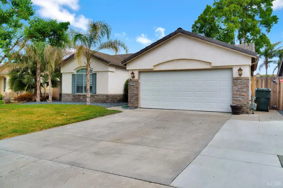 1036 W Northstar Drive, Hanford, CA 93230 - #3