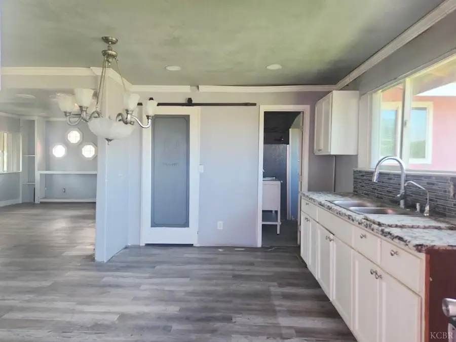 22136 Fairfax Avenue, Lemoore, CA 93245 - #3