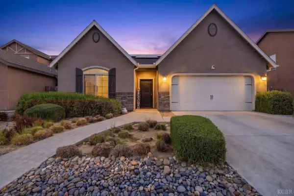 2122 W Bryman Street, Hanford, CA 93230