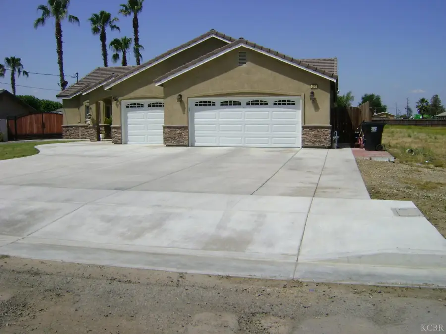 504 Benrus Avenue, Corcoran, CA 93212 - #2