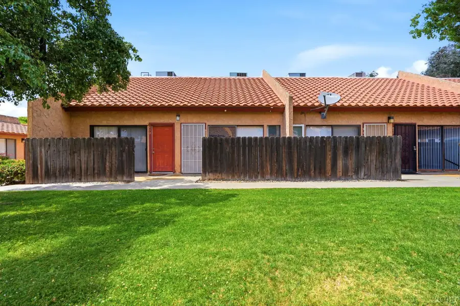 948 Greenfield Avenue, Hanford, CA 93230 - #2