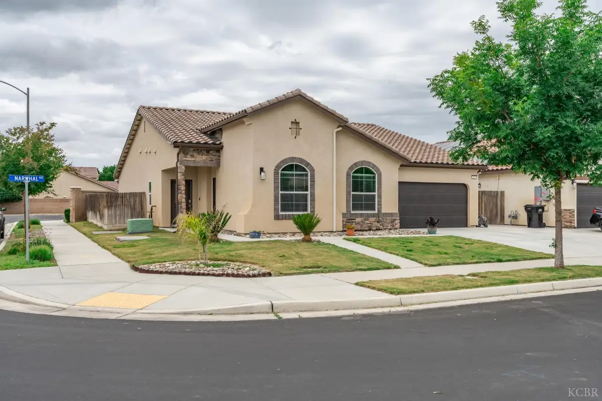 1155 Narwhal, Lemoore, CA 93245 - #1