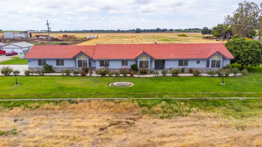 9200 Highway 41, Lemoore, CA 93245 - #2