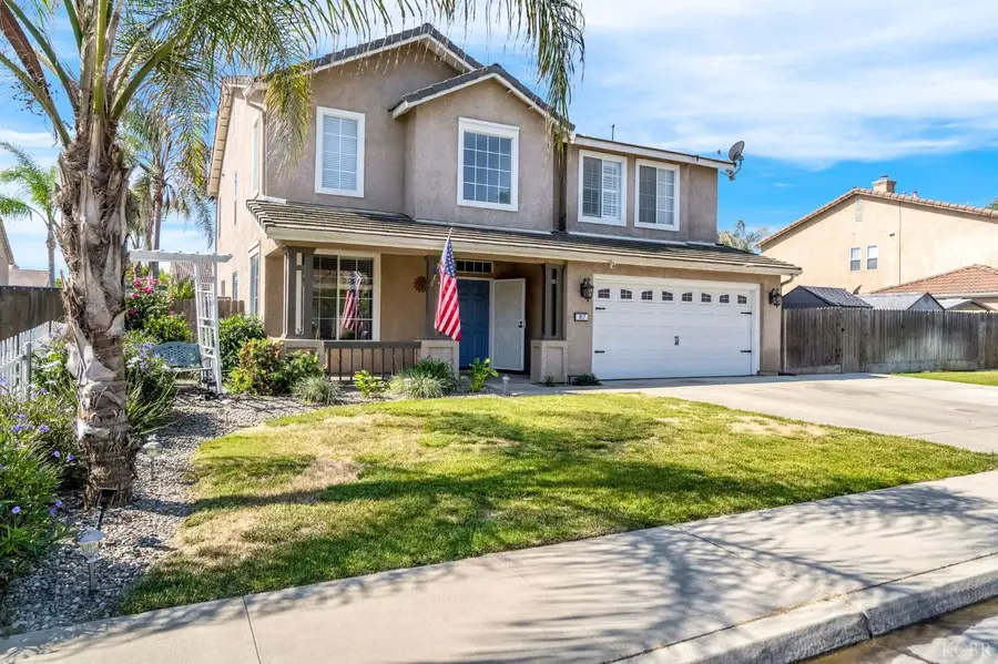 917 W Windsor Drive, Hanford, CA 93230 - #2