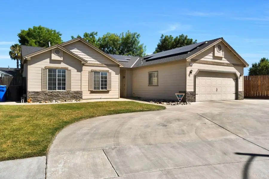 1384 Tulip Street, Lemoore, CA 93245 - #2