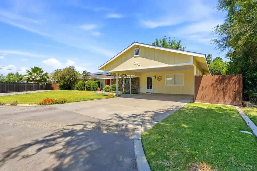 236 Lorita Way, Hanford, CA 93230 - #3
