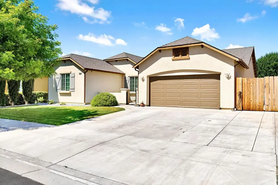 889 Legend Drive, Lemoore, CA 93245 - #2