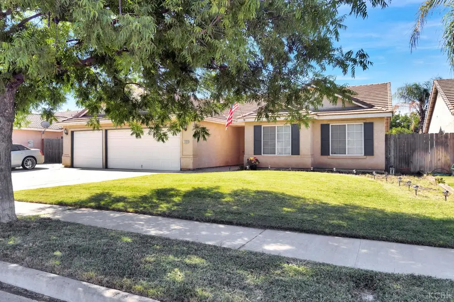 1435 Summerwind Drive, Lemoore, CA 93245 - #2