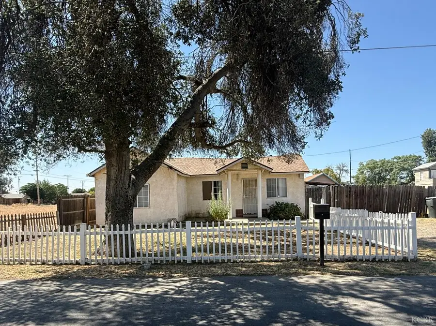 10903 Thompson Drive, Hanford, CA 93230 - #3