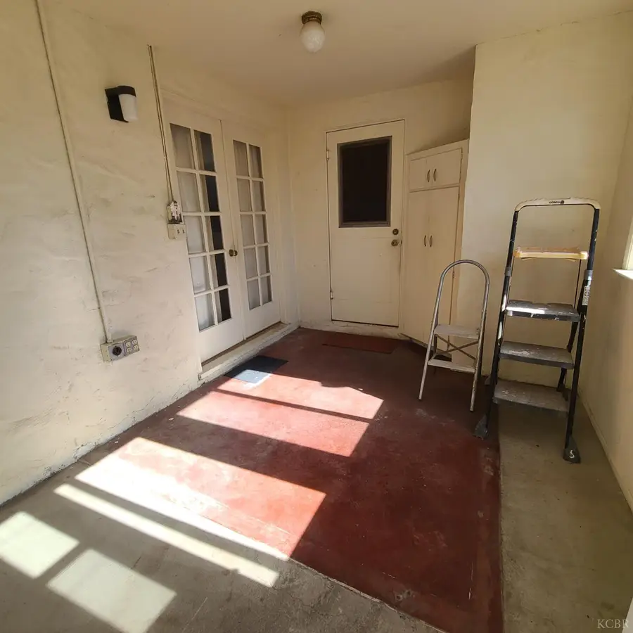 1350 Redington, Hanford, CA 93230 - #2