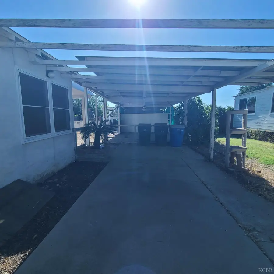 1350 Redington, Hanford, CA 93230 - #3
