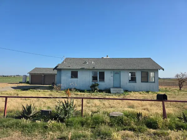 8498 Iona Avenue, Hanford, CA 93230