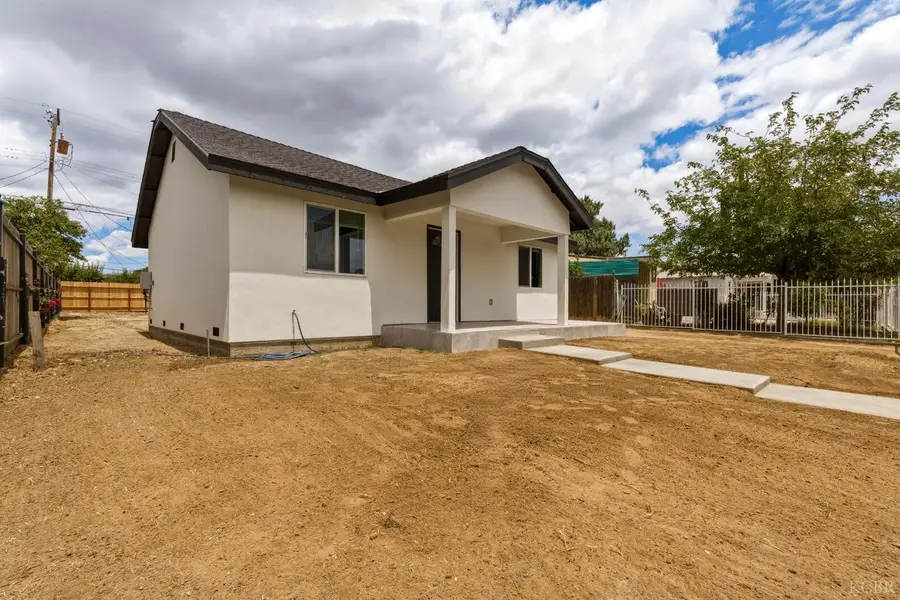 817 E Whitney Street, Avenal, CA 93204 - #3