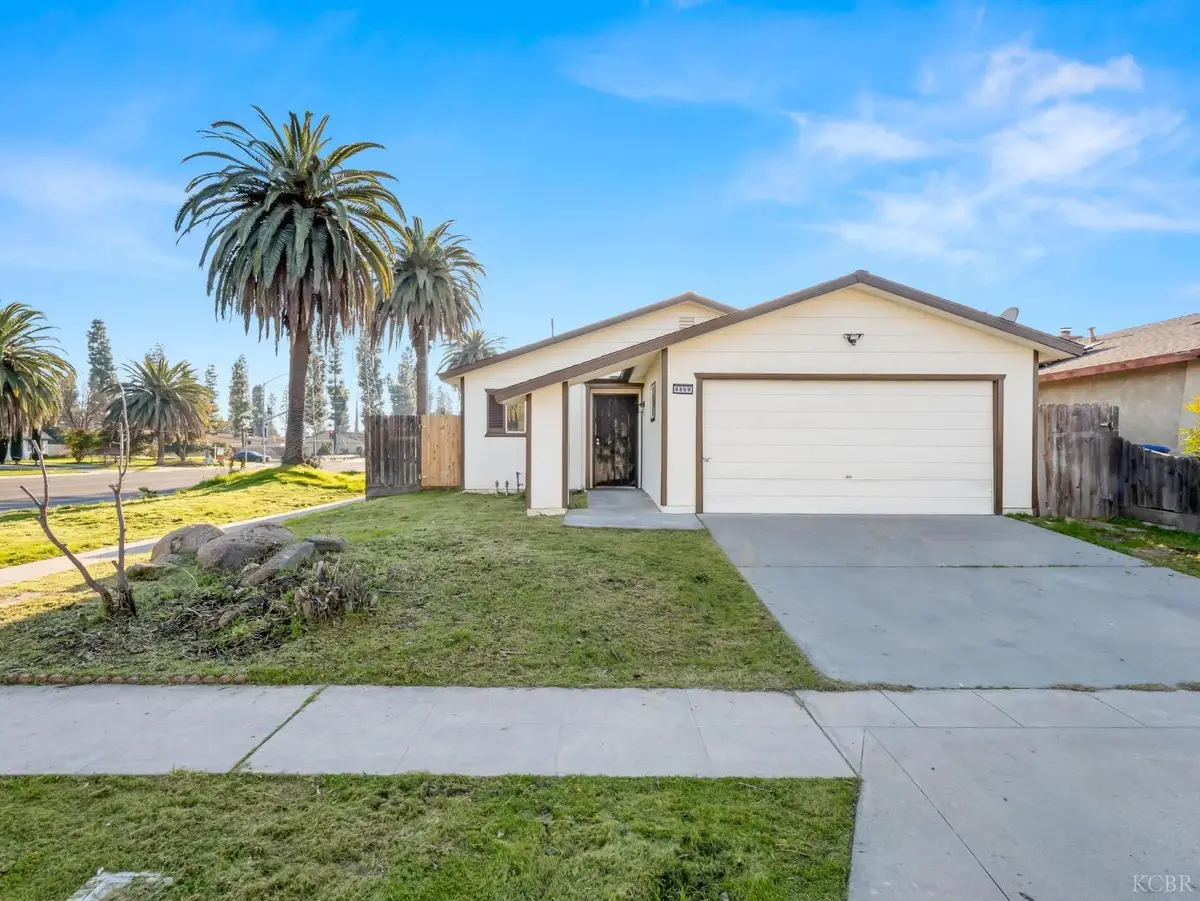 4359 W Cardiff Avenue, Fresno, CA 93722 - #1