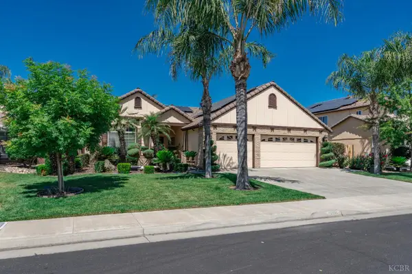 1930 N Sonoma Court, Hanford, CA 93230