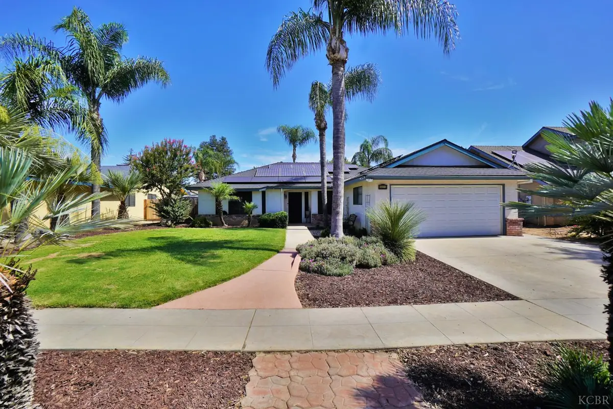 5823 E Washington Avenue E, Fresno, CA 93727 - #1