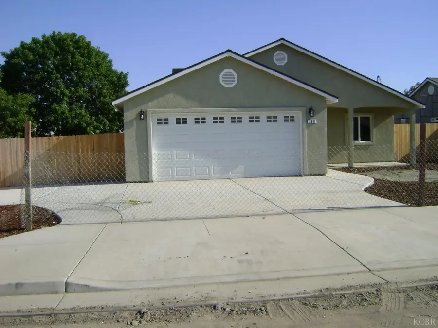 2615 Gable Avenue, Corcoran, CA 93212 - #2