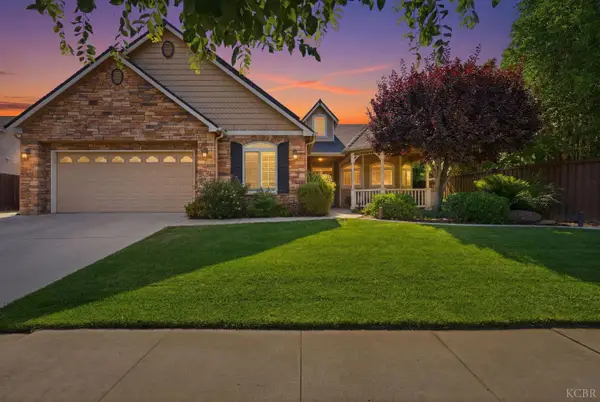 1128 N Leila Street, Visalia, CA 93291
