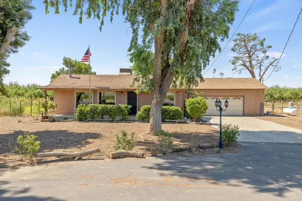 16565 Lacey Boulevard, Lemoore, CA 93245
