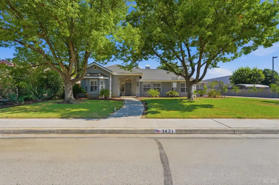 3421 W Orchard Avenue, Visalia, CA 93277 - #2
