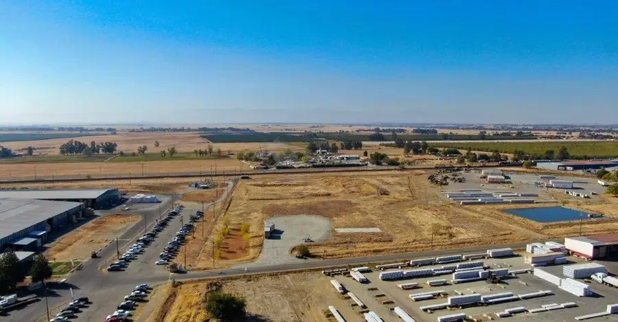 11425 Reading Rd, Red Bluff, CA 96080 - #2