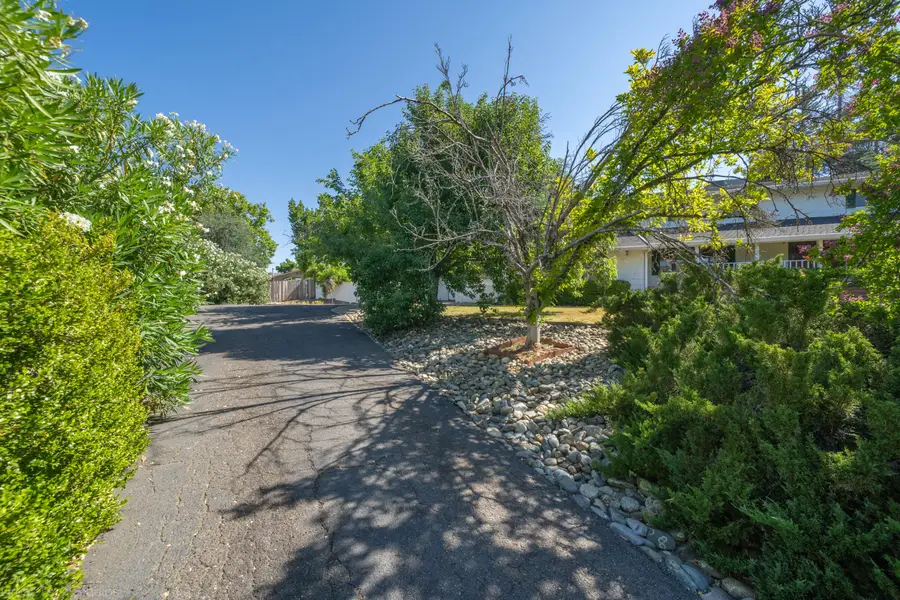16160 Plateau Circle, Redding, CA 96001 - Image #2