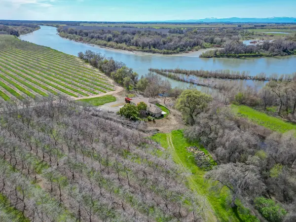 6725 Highway 99e, Los Molinos, CA 96055