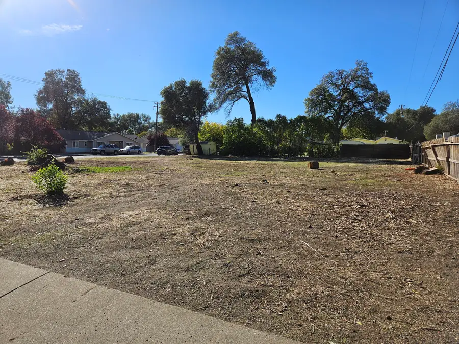 3178 Lawrence Road, Redding, CA 96002 - Image #3