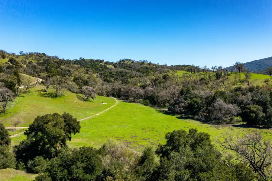 39101 E Carmel Valley Road, Carmel Valley, CA 93924 - Image #2