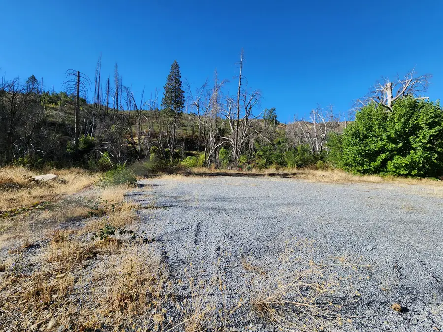 17031 Slate Creek Road, Lakehead, CA 96051 - Image #3