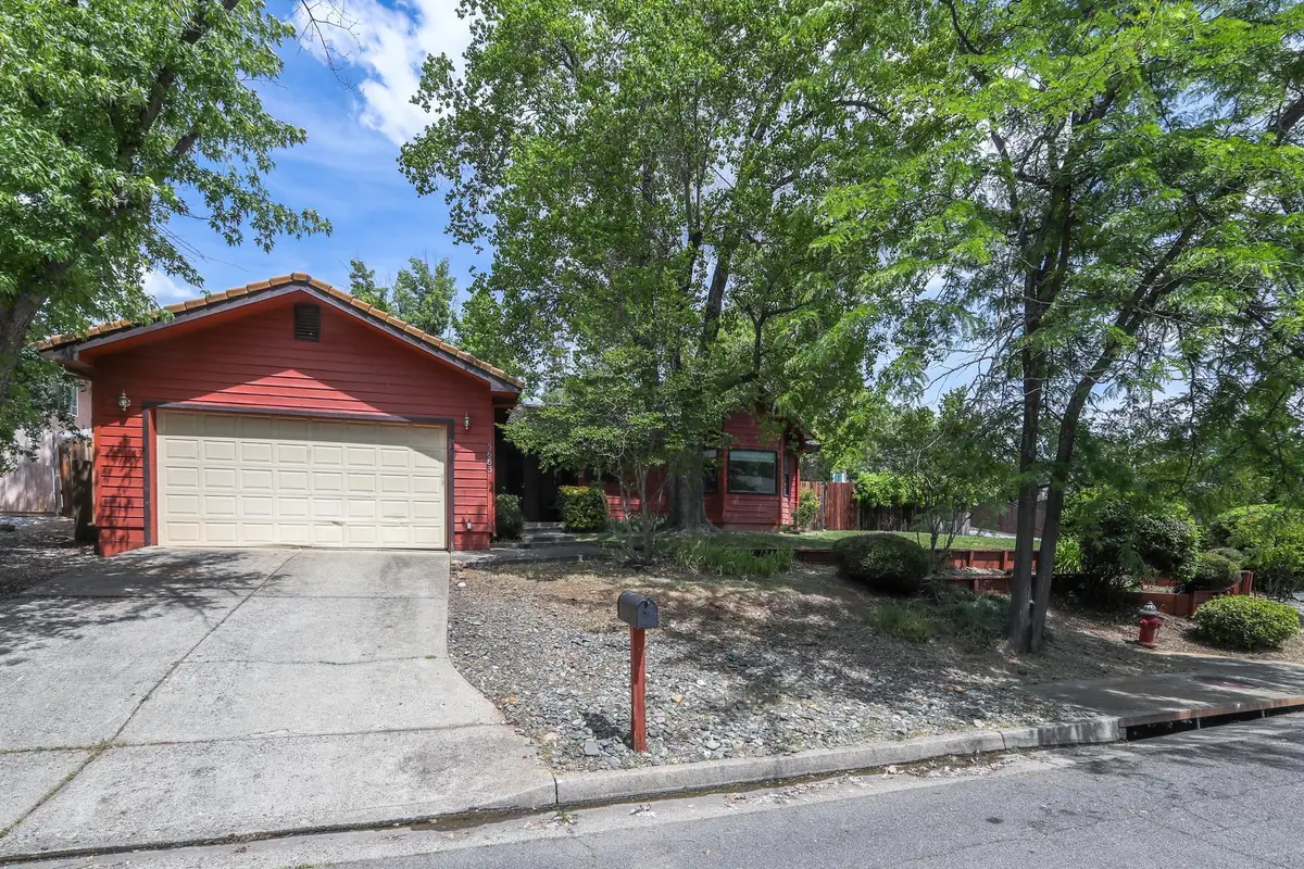 5663 Terra Linda Way, Redding, CA 96003 - Image #1