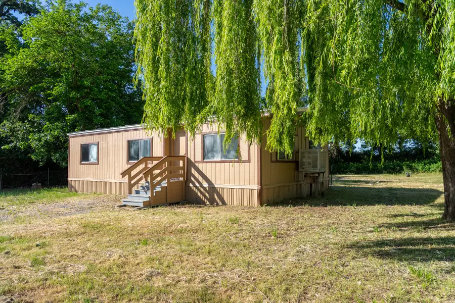 21133 Ronald Street, Anderson, CA 96007 - Image #3